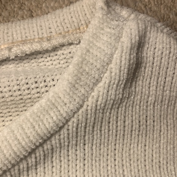 Poof sweater - Picture 4 of 4